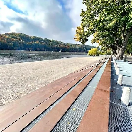 Riverfront 1Bd Old Town Apartment By Hostlovers Kowno Zewnętrze zdjęcie