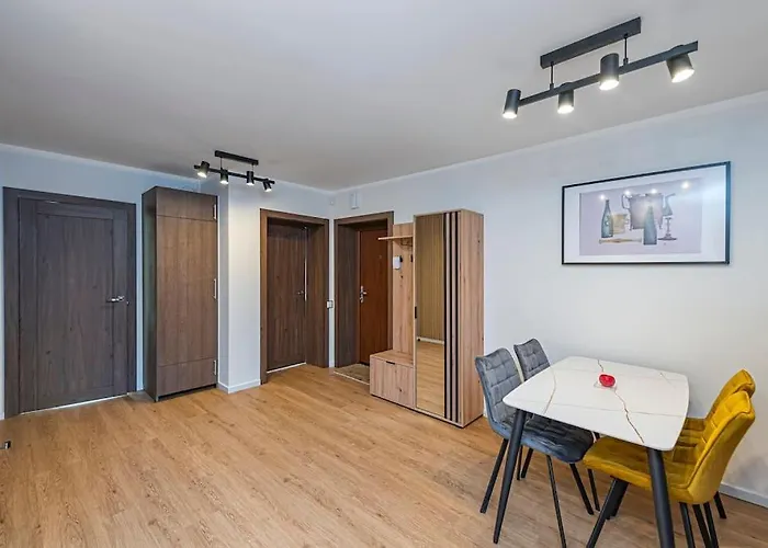 Riverfront 1Bd Old Town Apartment By Hostlovers