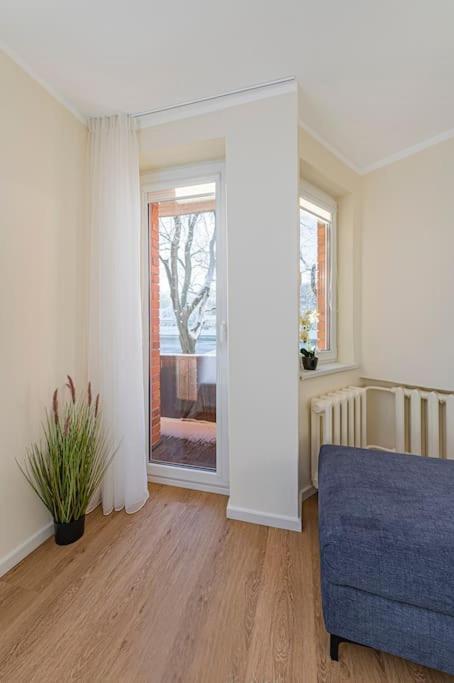Riverfront 1bd Old Town By Hostlovers Kowno