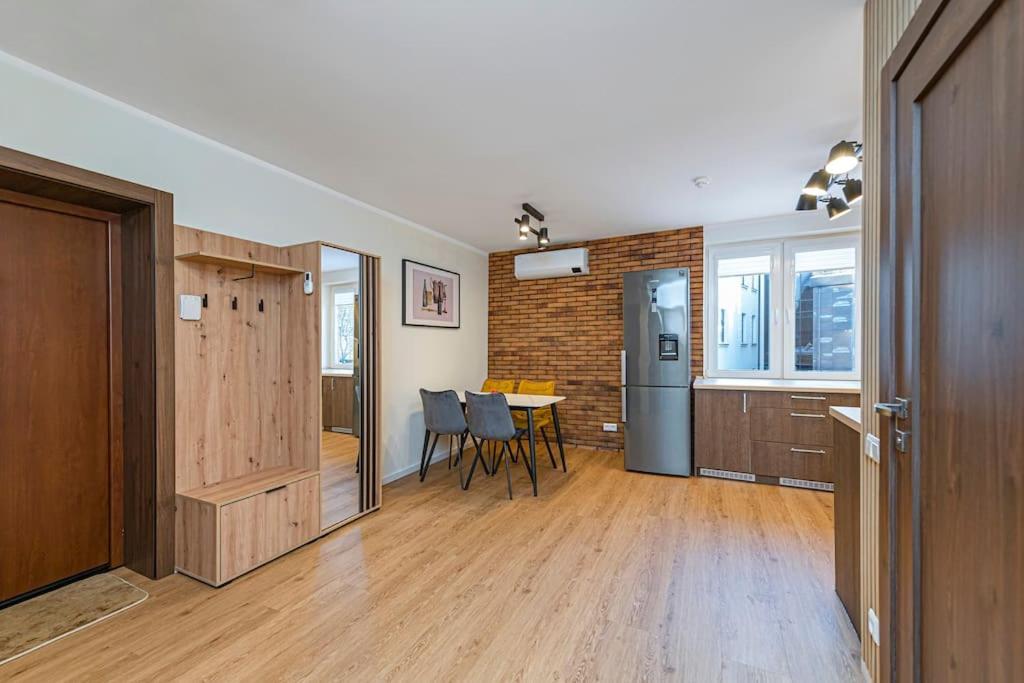 Riverfront 1bd Old Town By Hostlovers Apartament