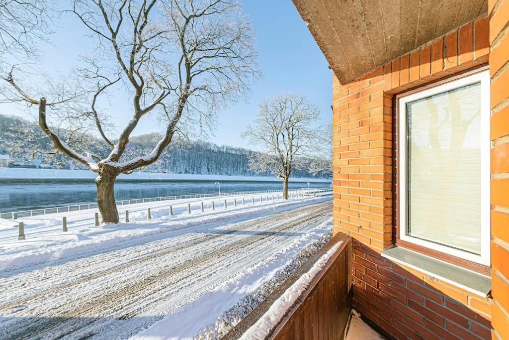 Riverfront 1bd Old Town By Hostlovers